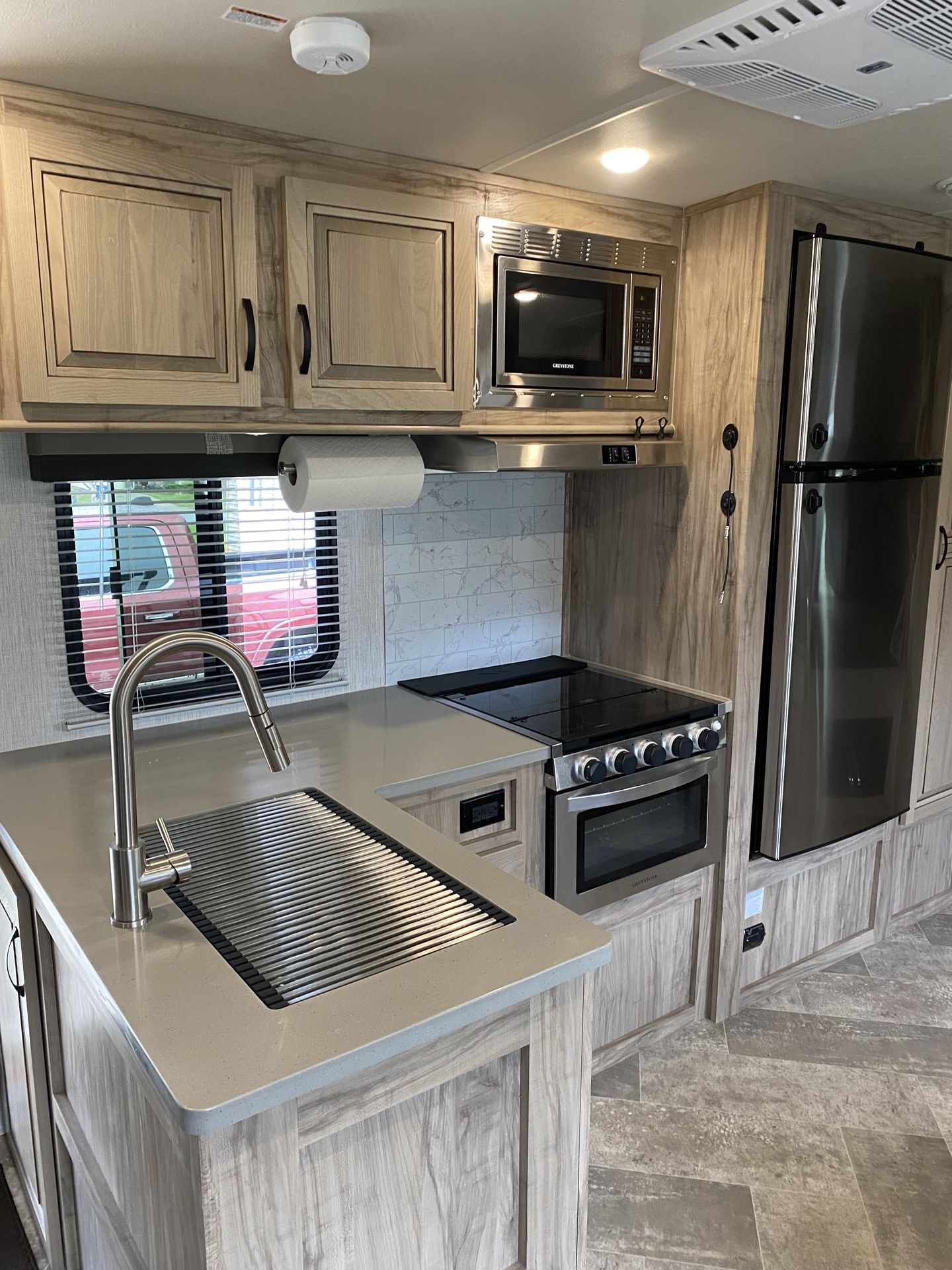 Photo 9 - 2021 Forest River Travel Trailer rental photo 11