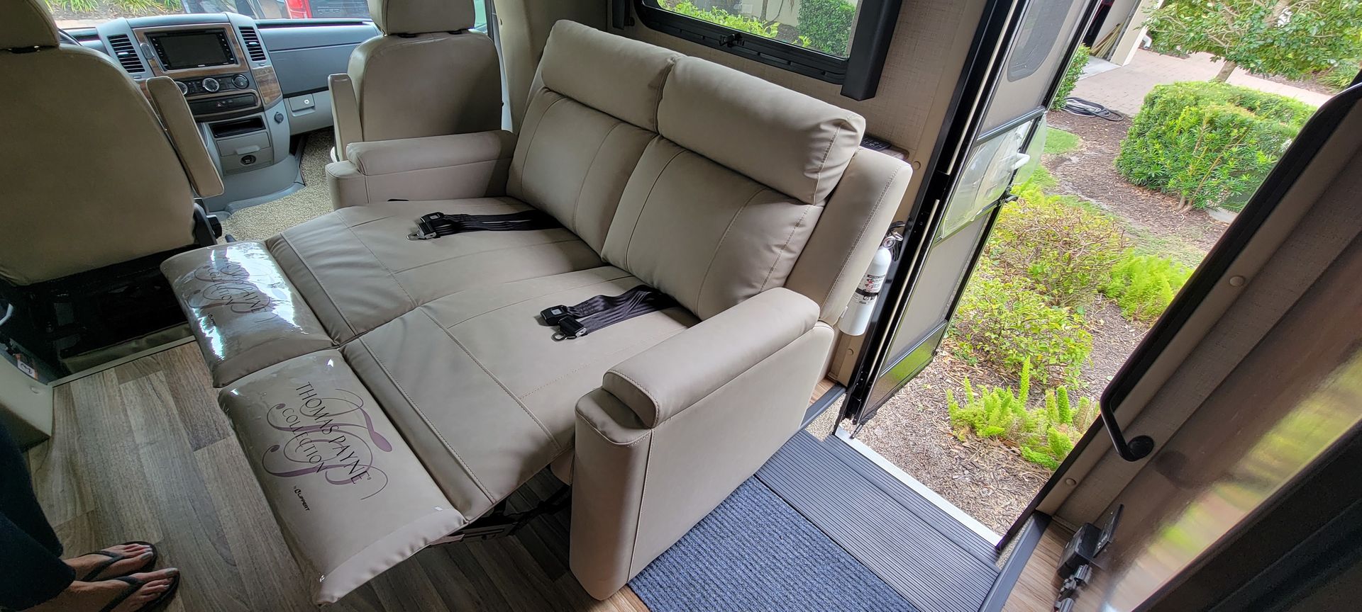Photo 13 - 2019 Thor Class C Motorhome rental photo 15