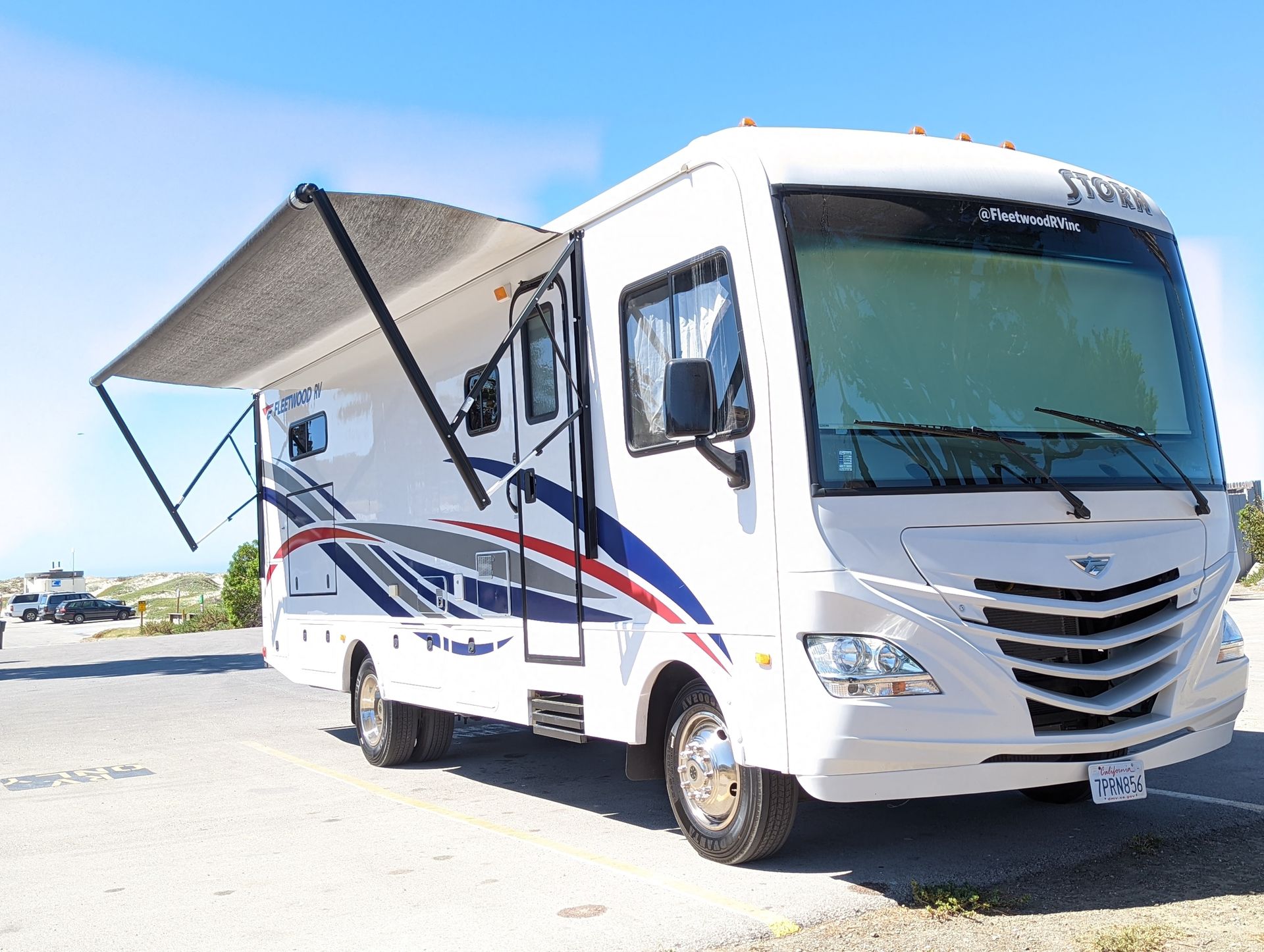 Photo 1 - 2015 Fleetwood Class A Motorhome rental photo 3