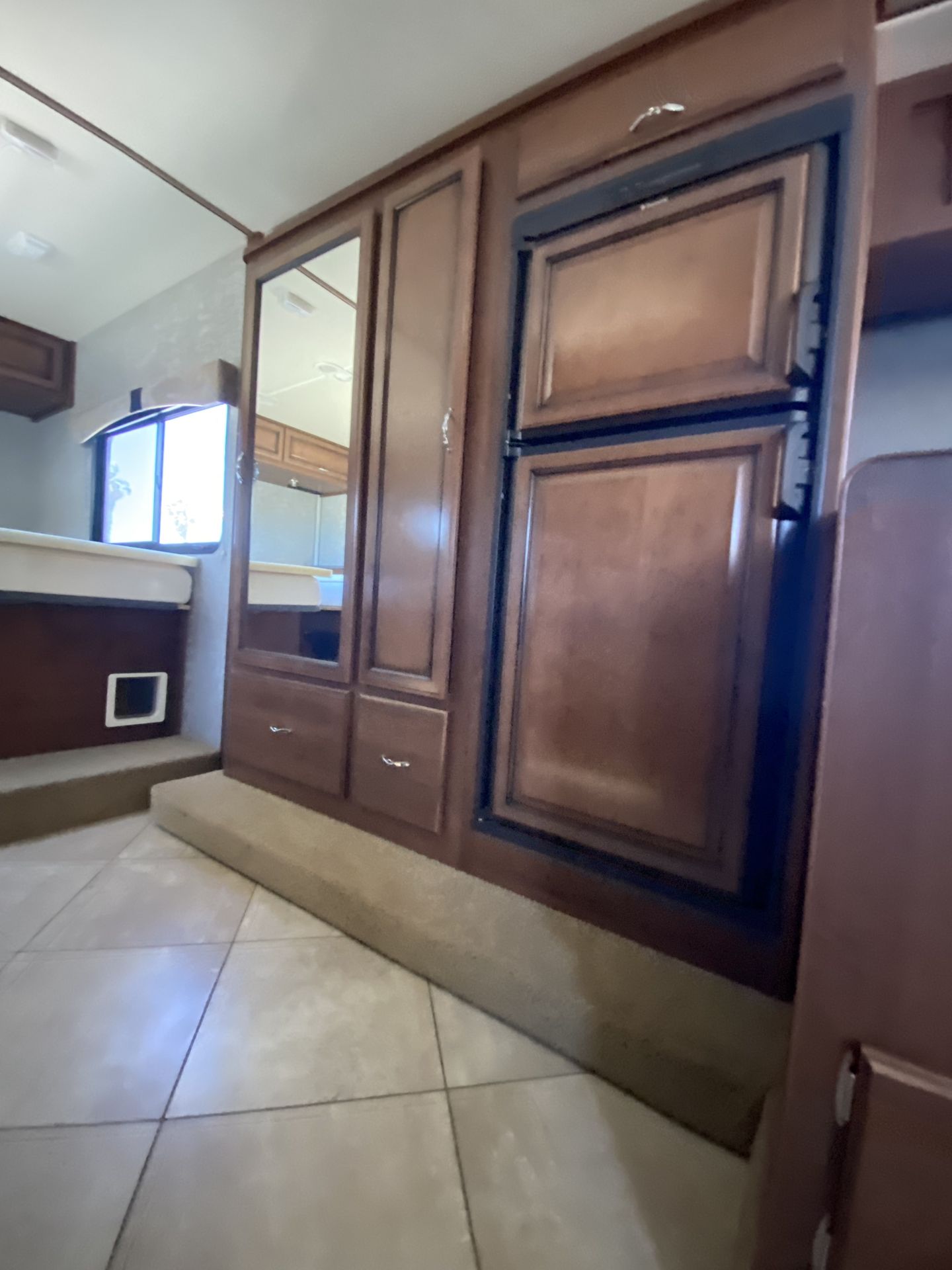 Photo 11 - 2015 Fleetwood Class A Motorhome rental photo 13