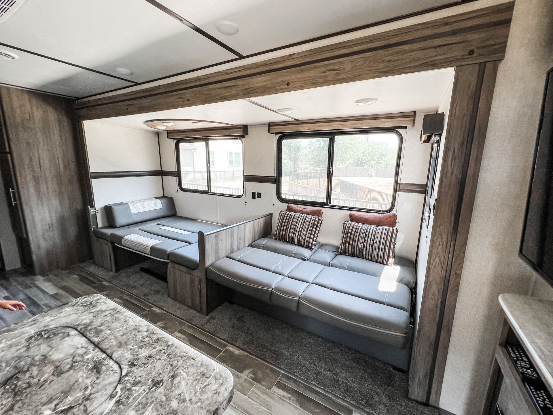 Photo 15 - 2021 Crossroads Travel Trailer rental photo 17