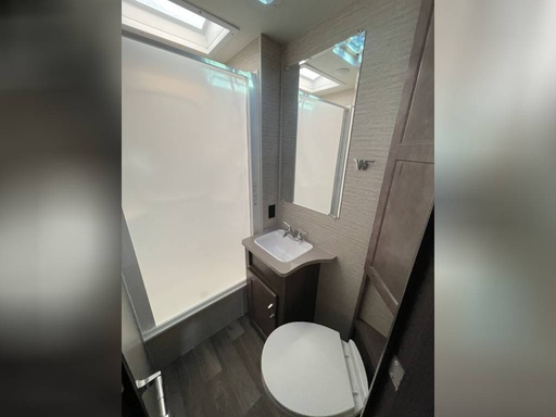 2022 Winnebago MINNIE WINNIE 22R Class B Motorhome for rent in Fort Lauderdale, FL