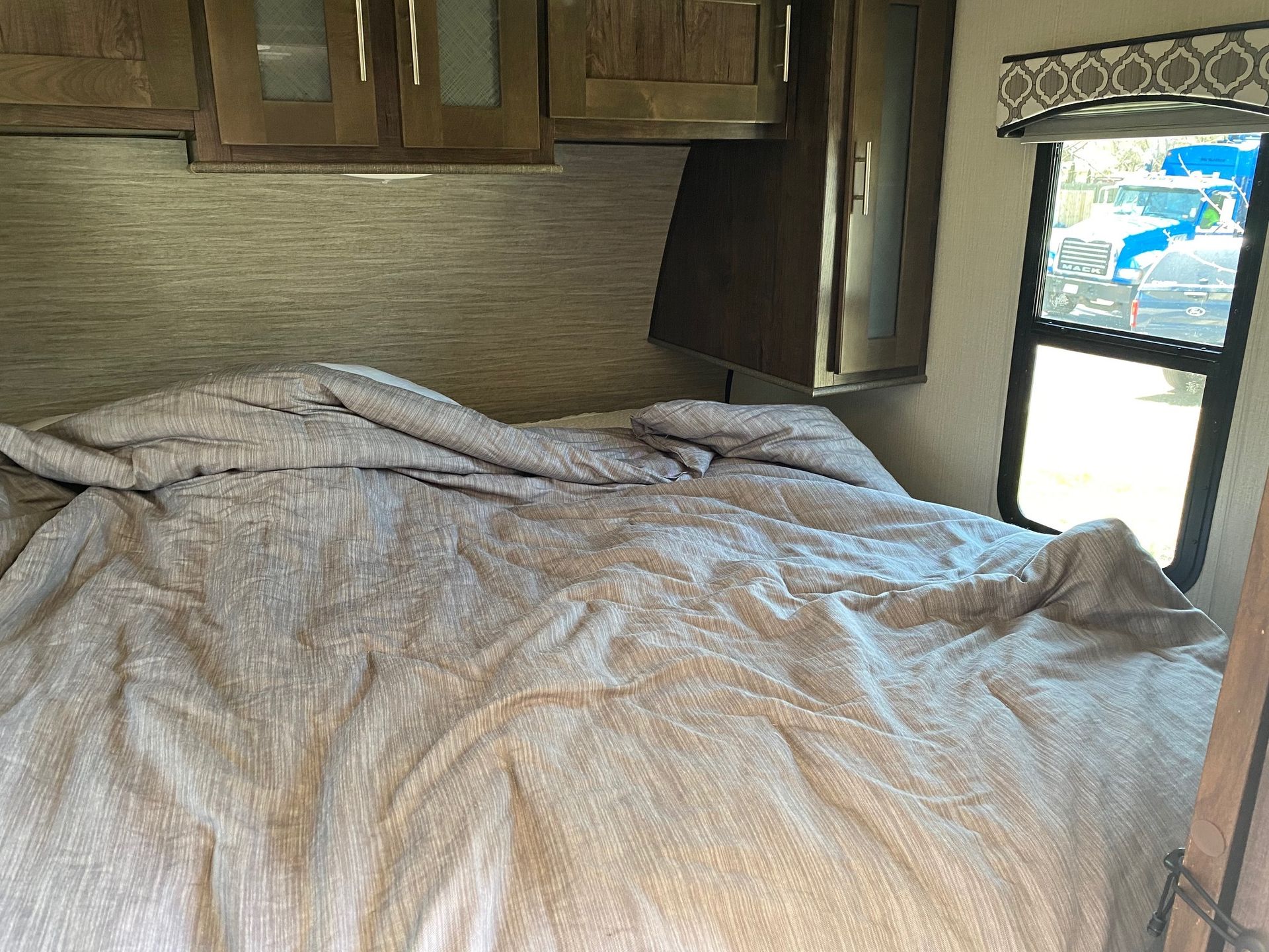 Photo 3 - 2018 Cruiser Rv Travel Trailer rental photo 39