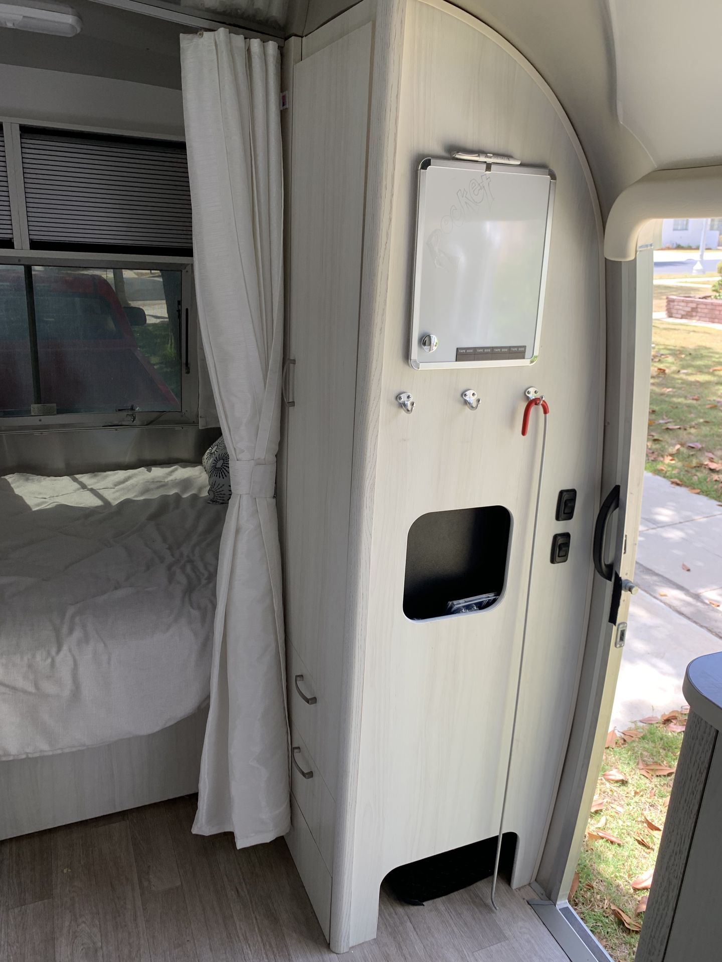 Photo 5 - 2020 Airstream Travel Trailer rental photo 7