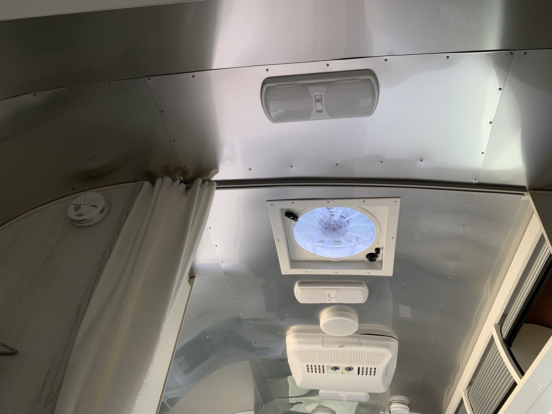 Photo 16 - 2020 Airstream Travel Trailer rental photo 18