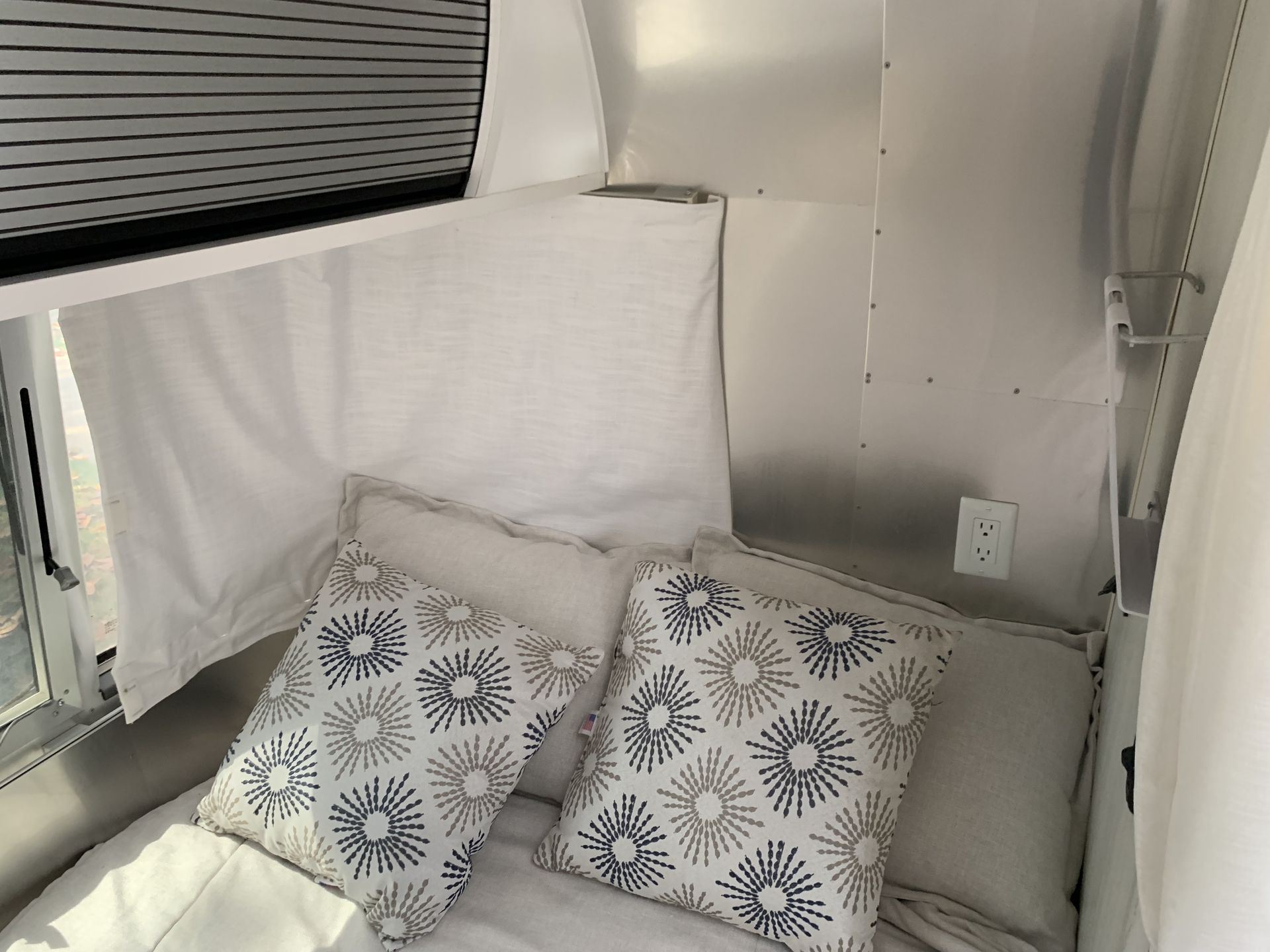 Photo 19 - 2020 Airstream Travel Trailer rental photo 21