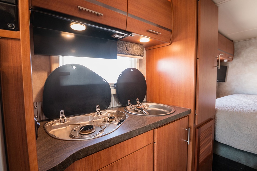 Photo 7 - 2013 Itasca Class C Motorhome rental photo 9