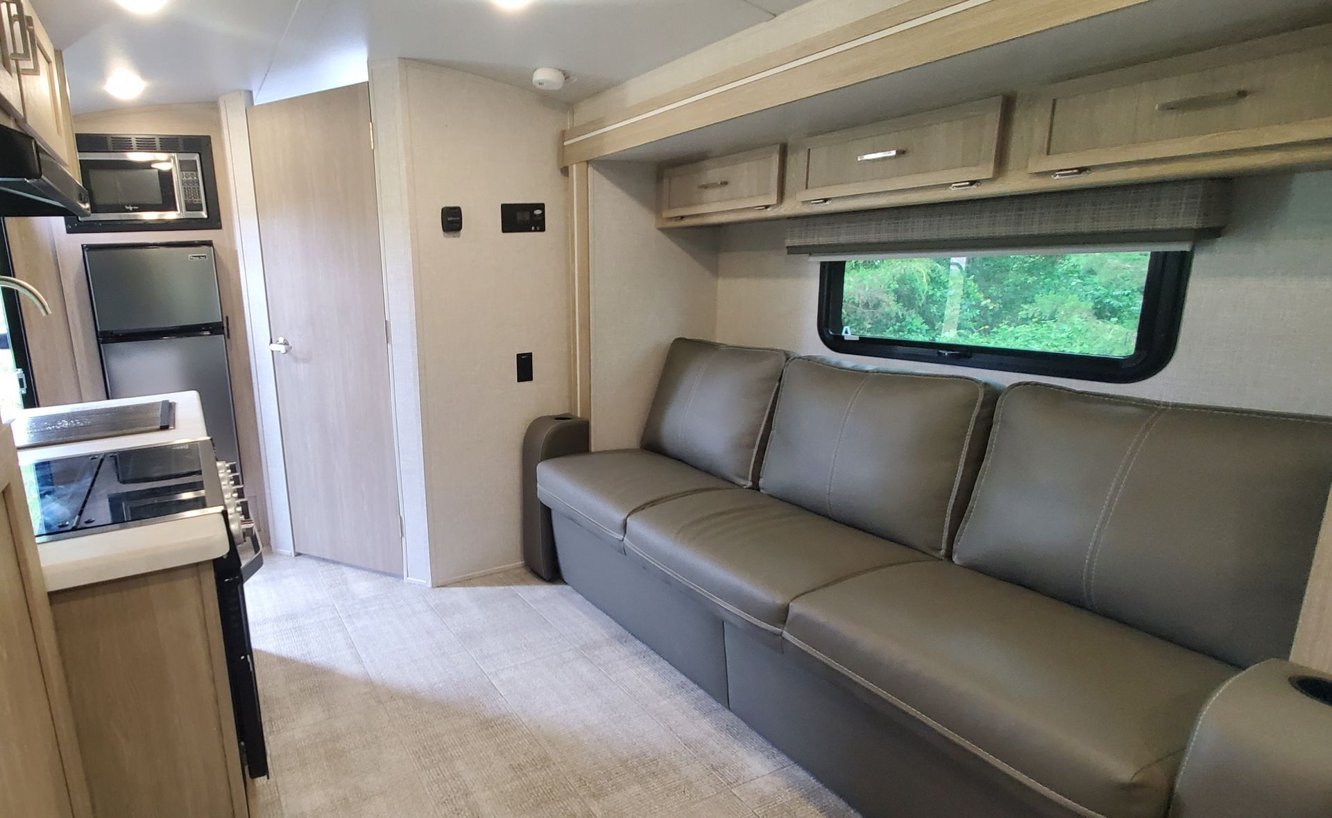 Photo 5 - 2021 Forest River Travel Trailer rental photo 7