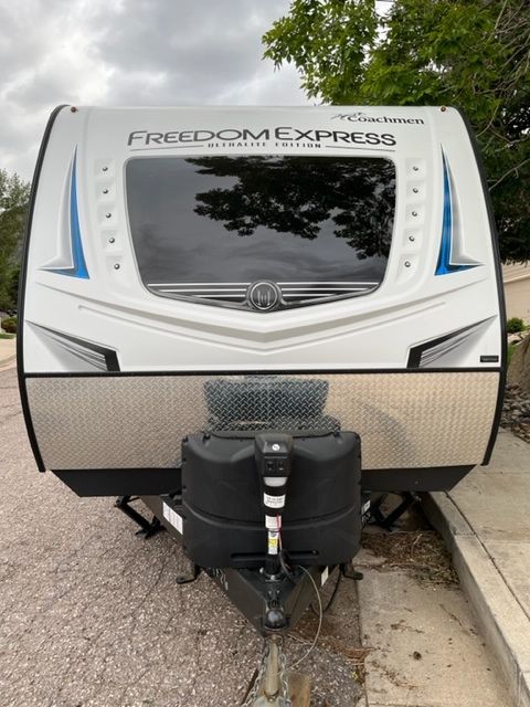 Photo 2 - 2020 Coachmen Travel Trailer rental photo 14