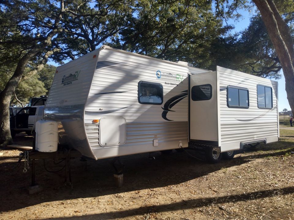 Photo 0 - 2011 Outdoors Rv Manufacturing Travel Trailer rental photo 2