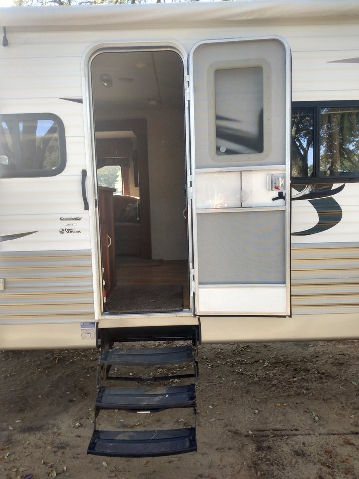Photo 7 - 2011 Outdoors Rv Manufacturing Travel Trailer rental photo 9