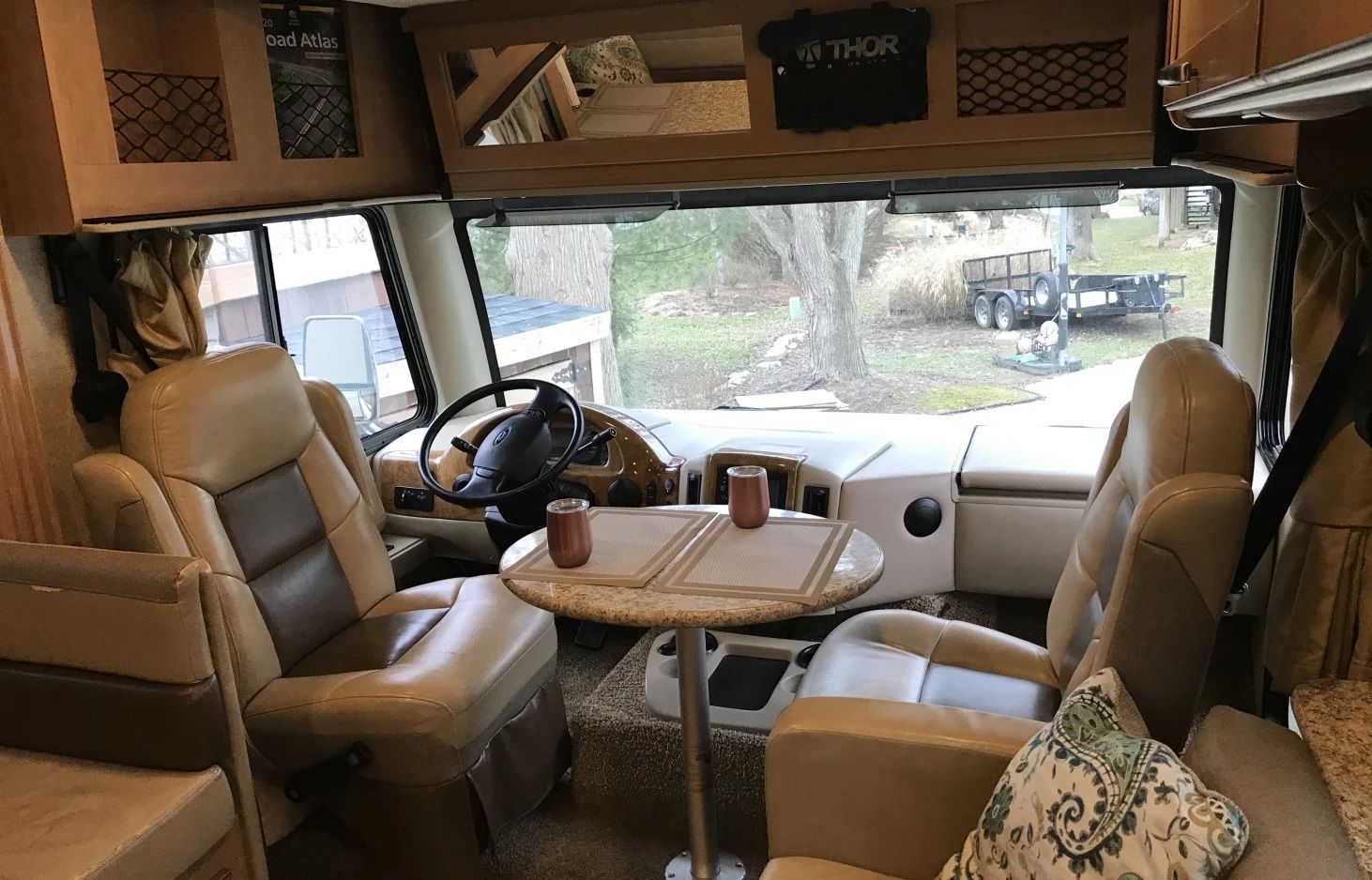 Photo 15 - 2021 Thor Motor Coach Class C Motorhome rental photo 25