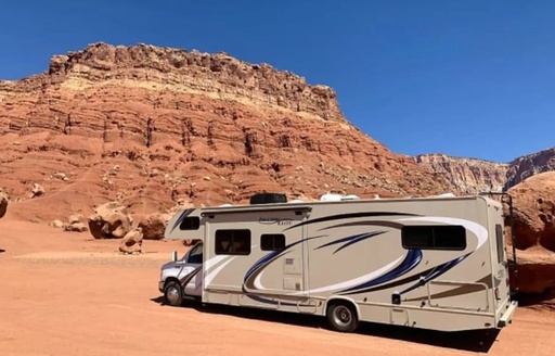 2019 Four Winds 30FE Class C Motorhome for rent in Chicago, IL