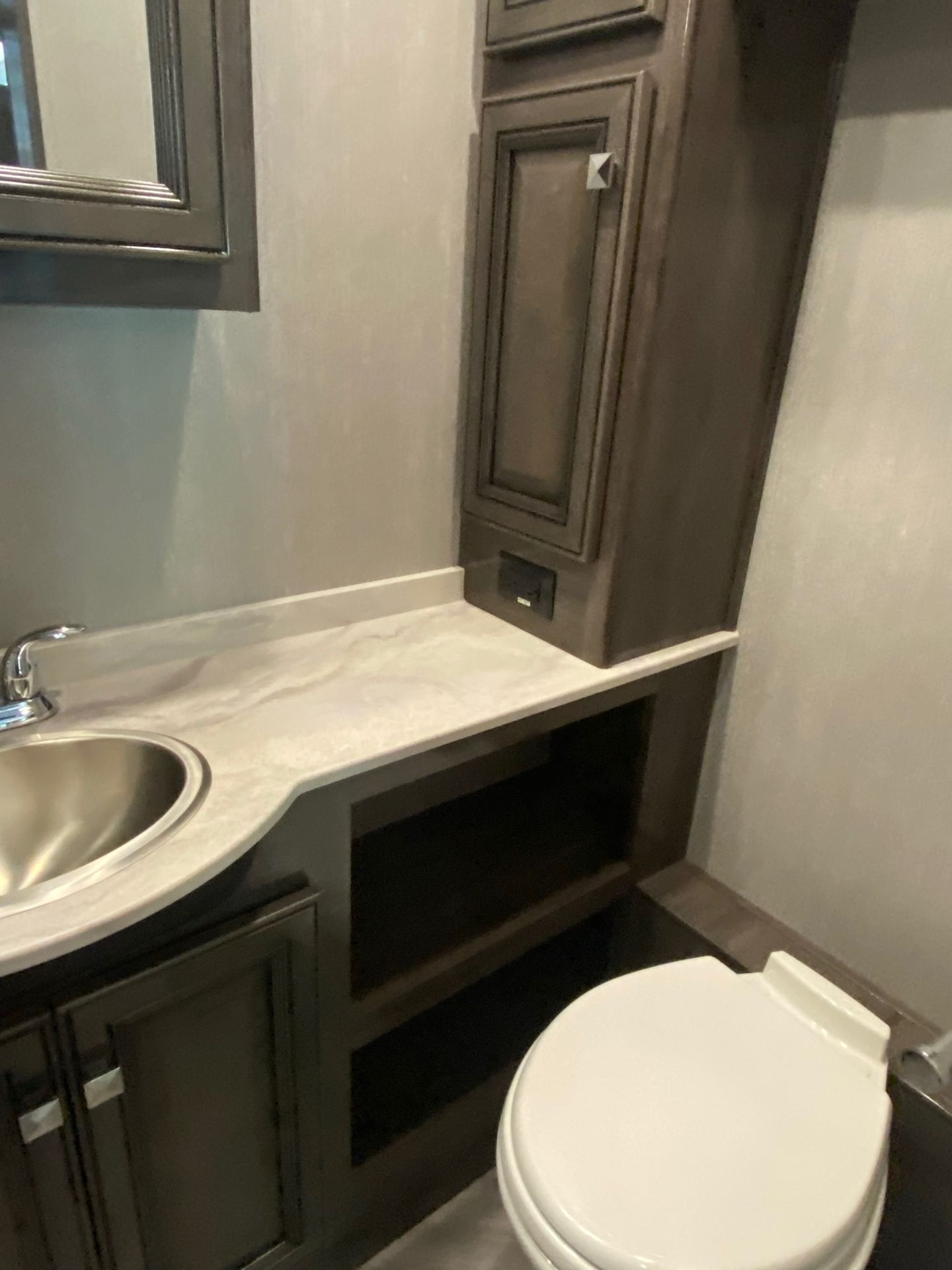 Photo 6 - 2021 Fleetwood Class A Motorhome rental photo 11