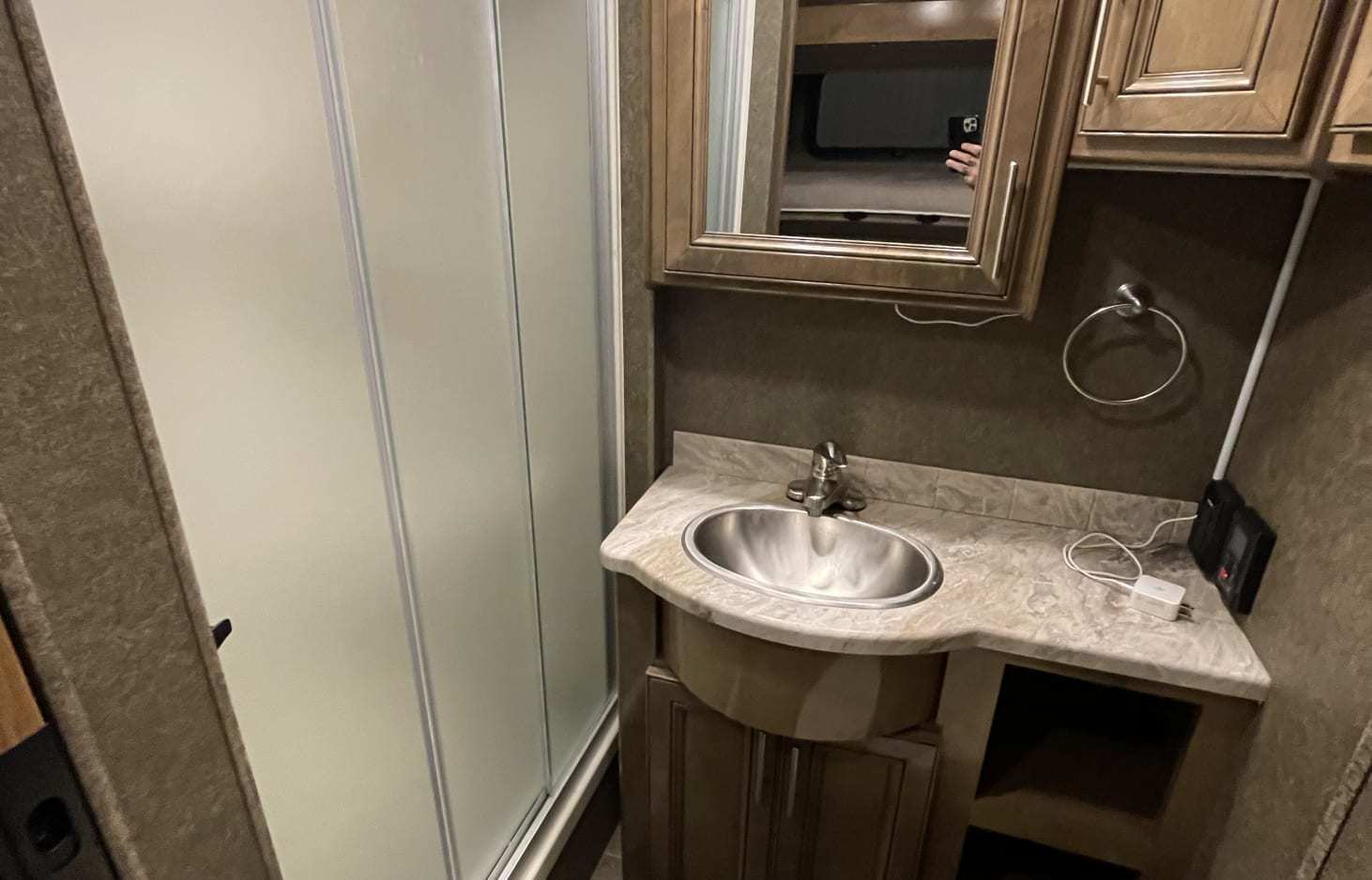 Photo 3 - 2020 Meridian Class C Motorhome rental photo 7