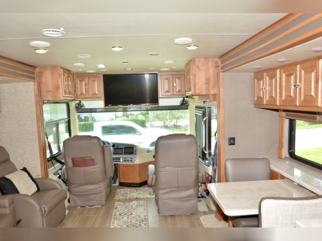 Photo 1 - 2018 Tiffin Motorhomes Class A Motorhome rental photo 5