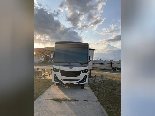2020 Holiday  Rambler INVICTA 34MB Class A Motorhome for rent in Los Angeles, CA