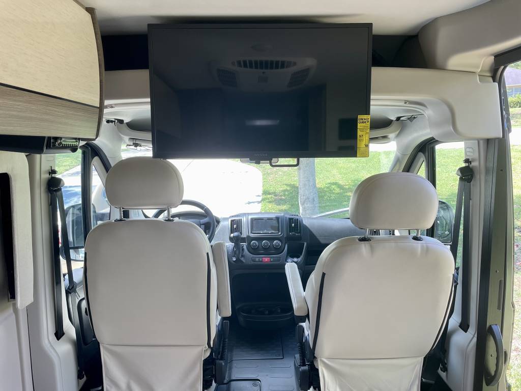 Photo 1 - 2022 Jayco Class B Motorhome rental photo 10