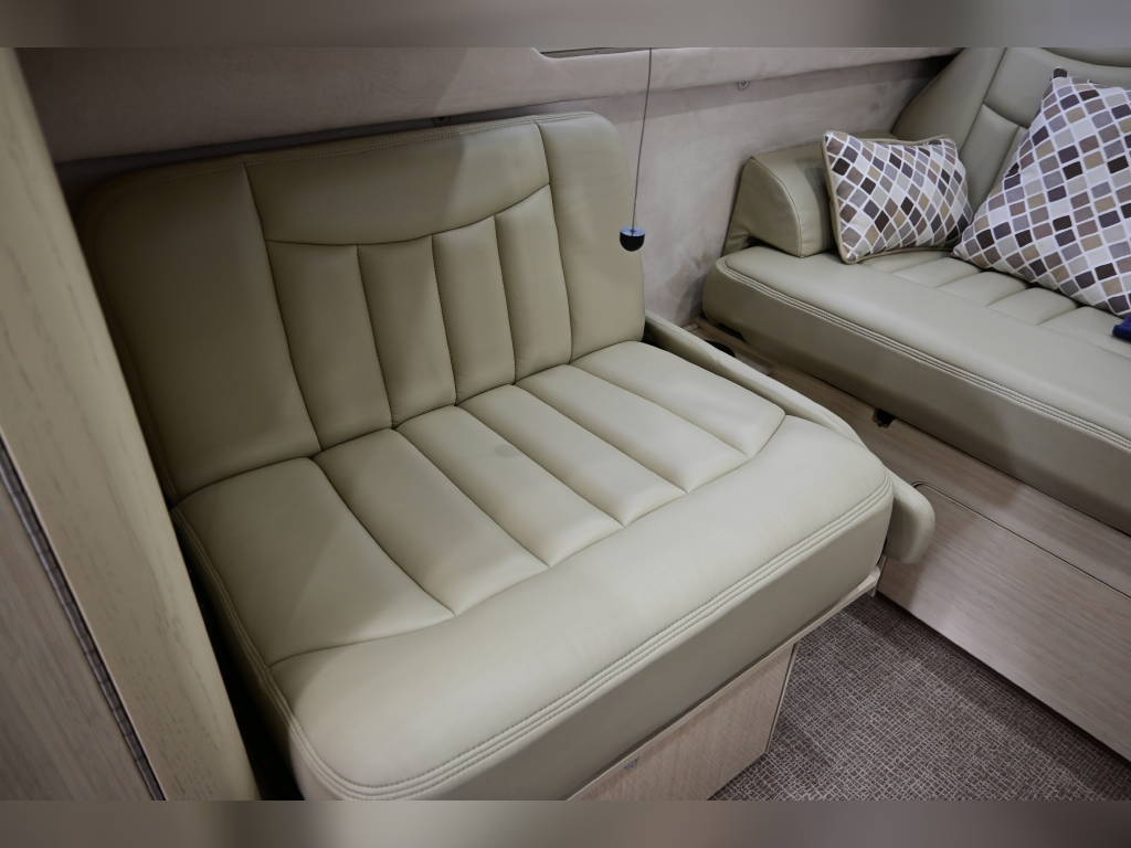 Photo 2 - 2022 Jayco Class B Motorhome rental photo 6