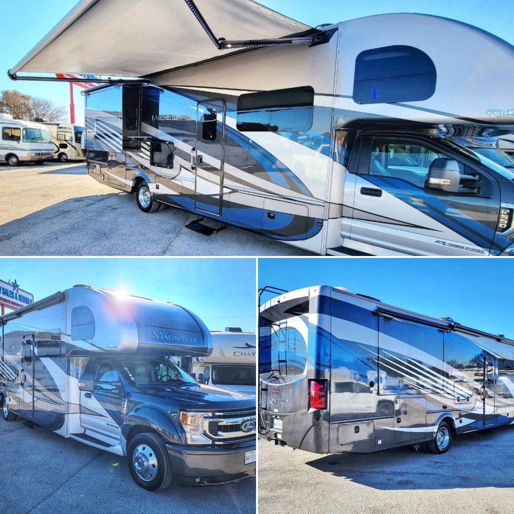 Photo 0 - 2021 Thor Class C Motorhome rental photo 2