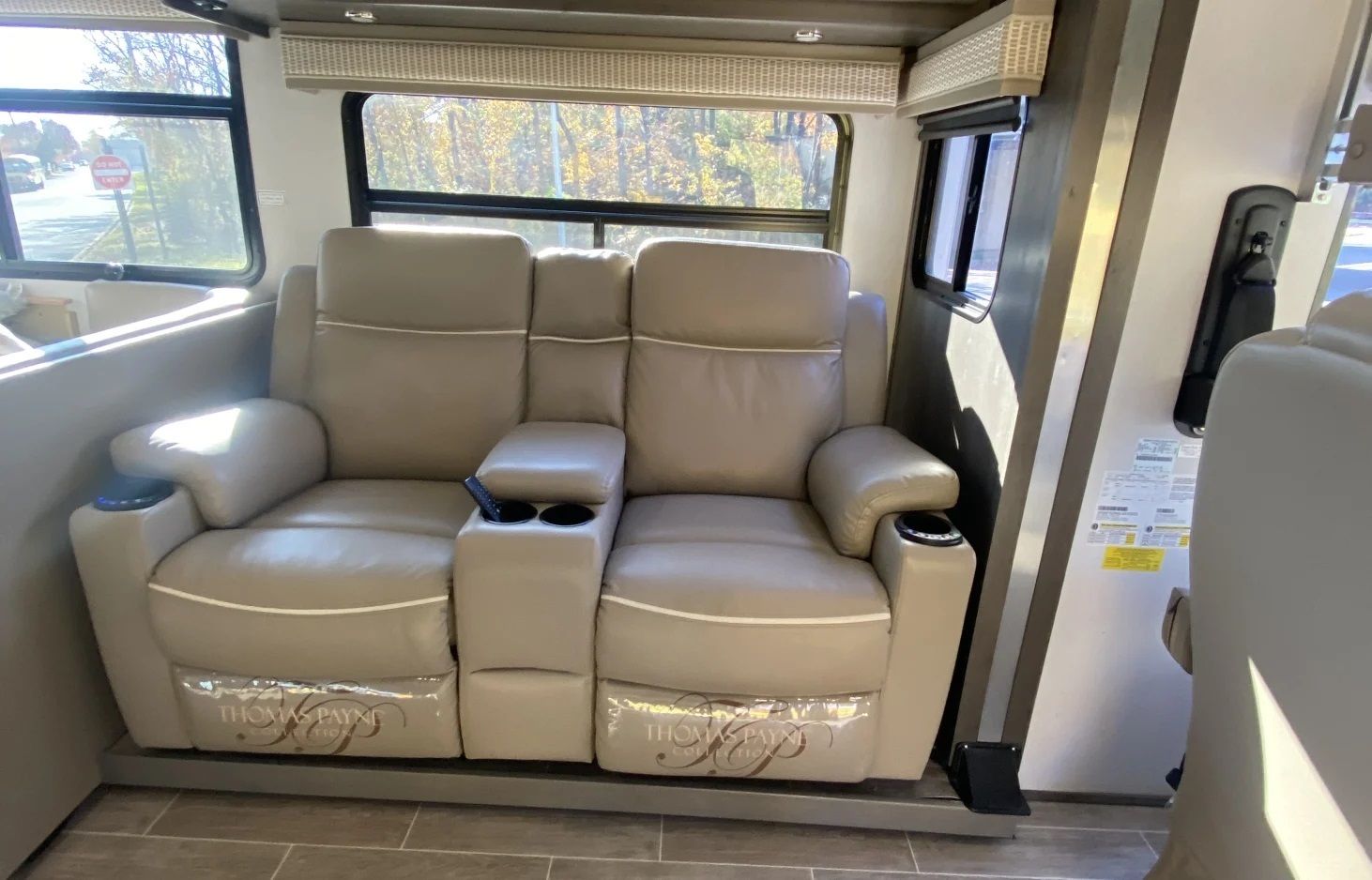 Photo 4 - 2021 Georgetown Class C Motorhome rental photo 7