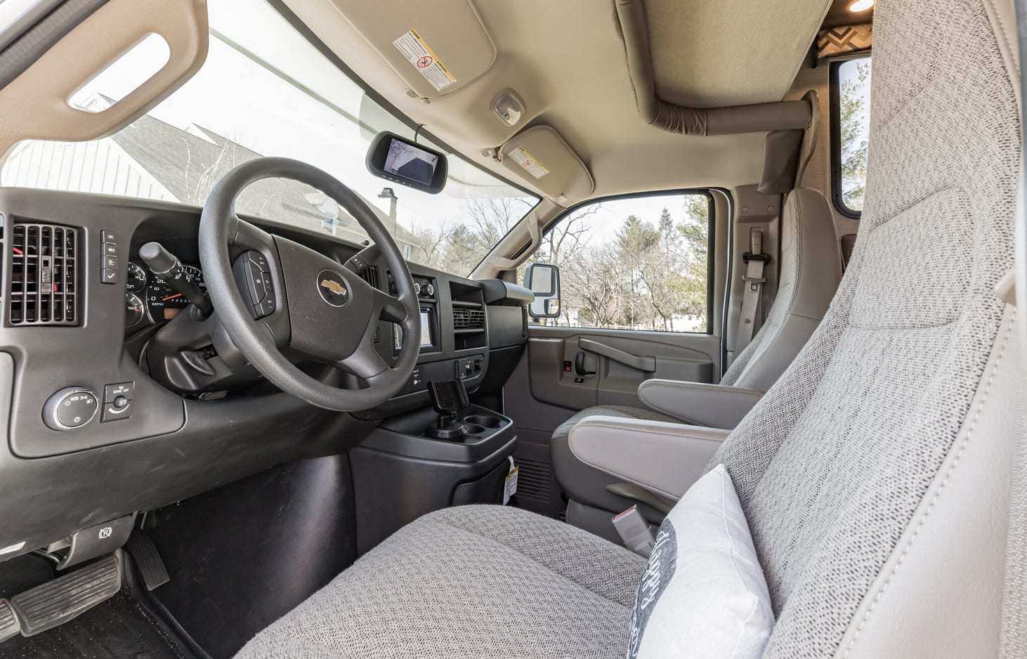Photo 2 - 2020 Jayco Class C Motorhome rental photo 12