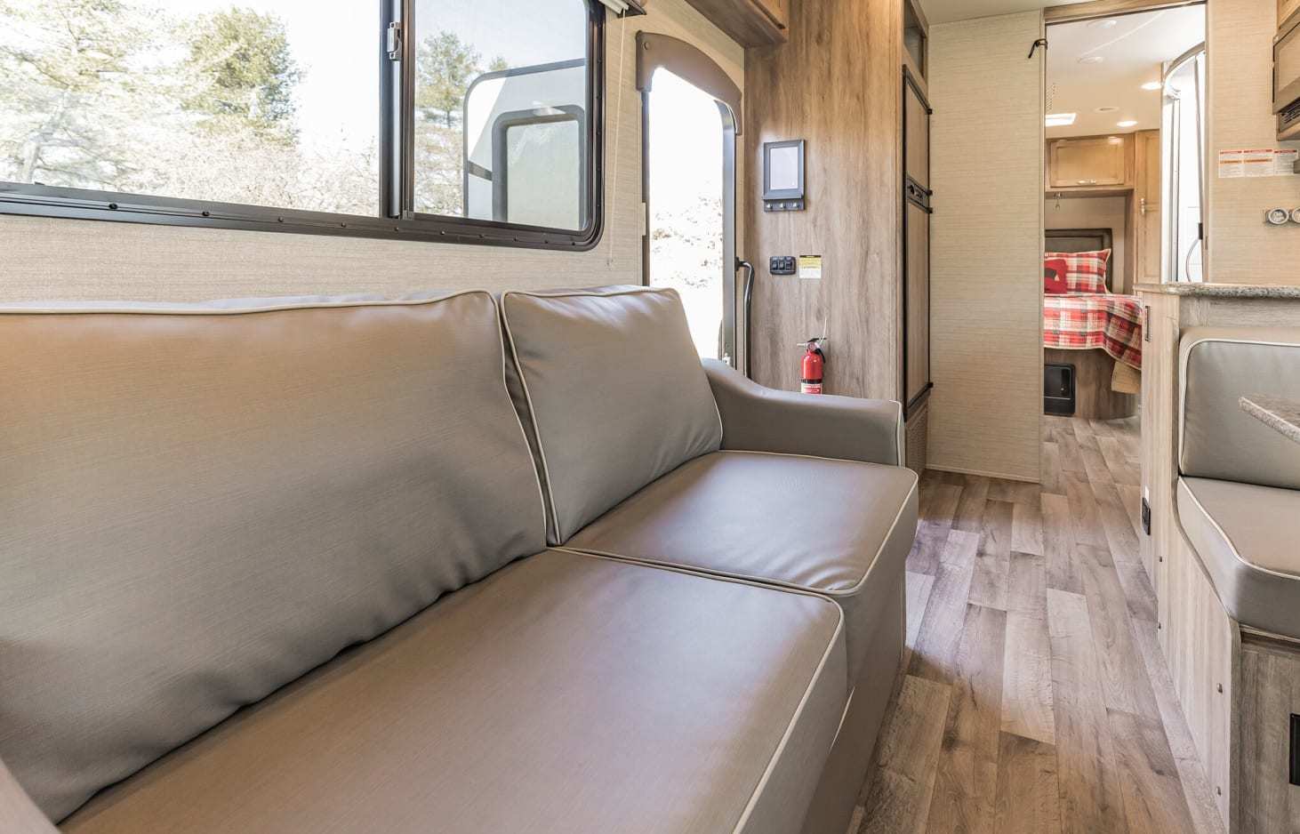 Photo 10 - 2020 Jayco Class C Motorhome rental photo 38