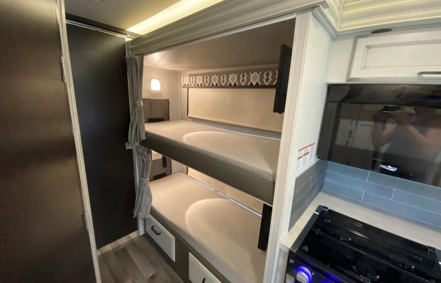 Photo 2 - 2021 Jayco Class C Motorhome rental photo 10