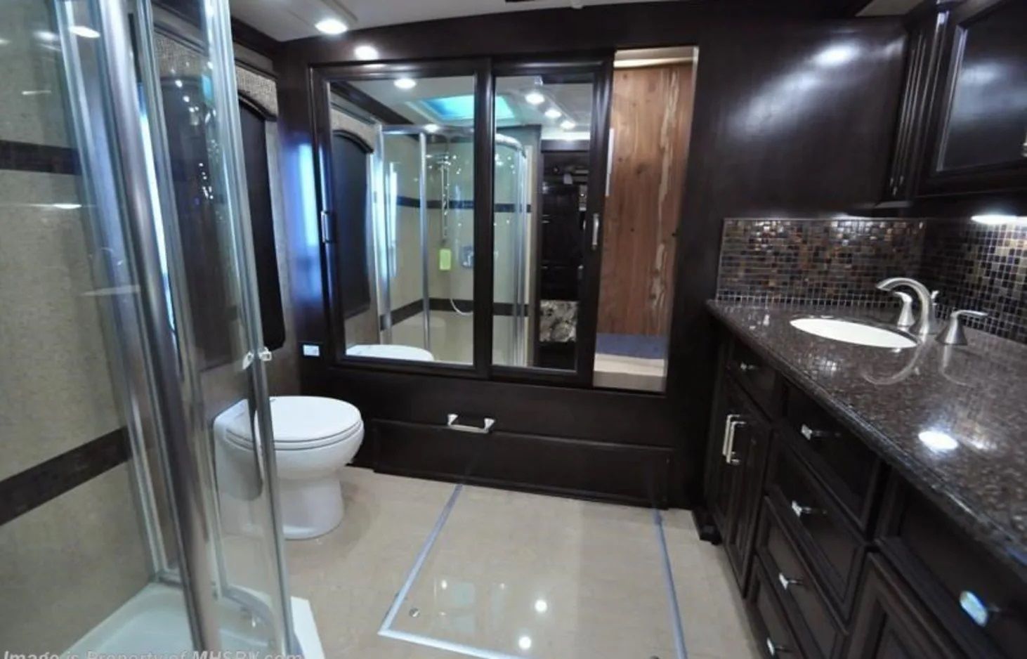 Photo 2 - 2020 American Coach Class C Motorhome rental photo 12