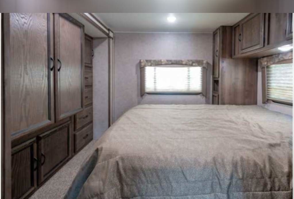 Photo 1 - 2019 Coachmen Class C Motorhome rental photo 5