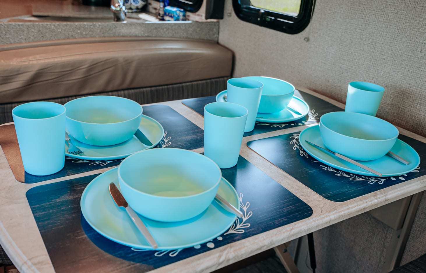 Photo 8 - 2018 Thor Motor Coach Class C Motorhome rental photo 14