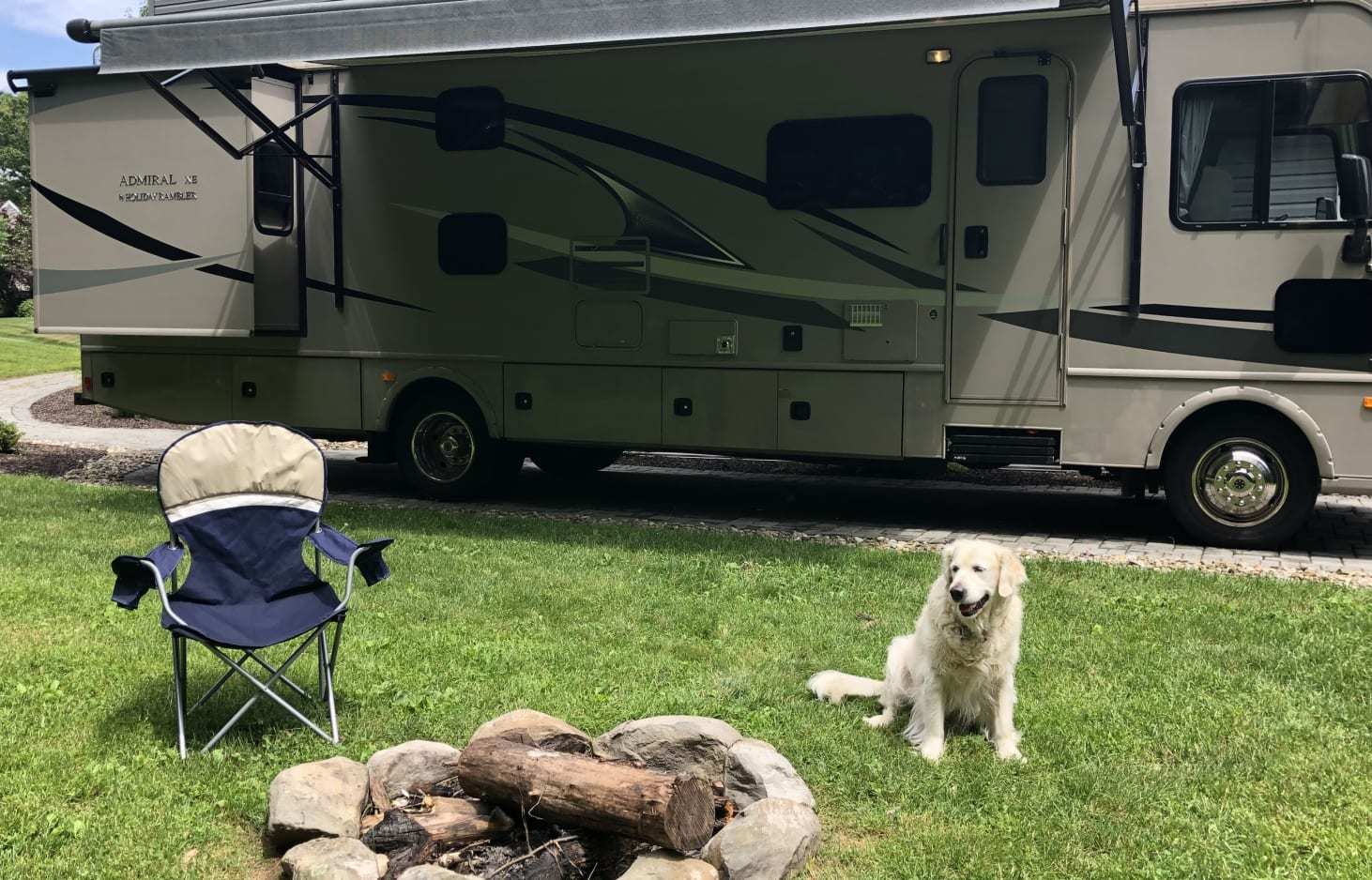 Photo 7 - 2018 Fleetwood Class C Motorhome rental photo 17