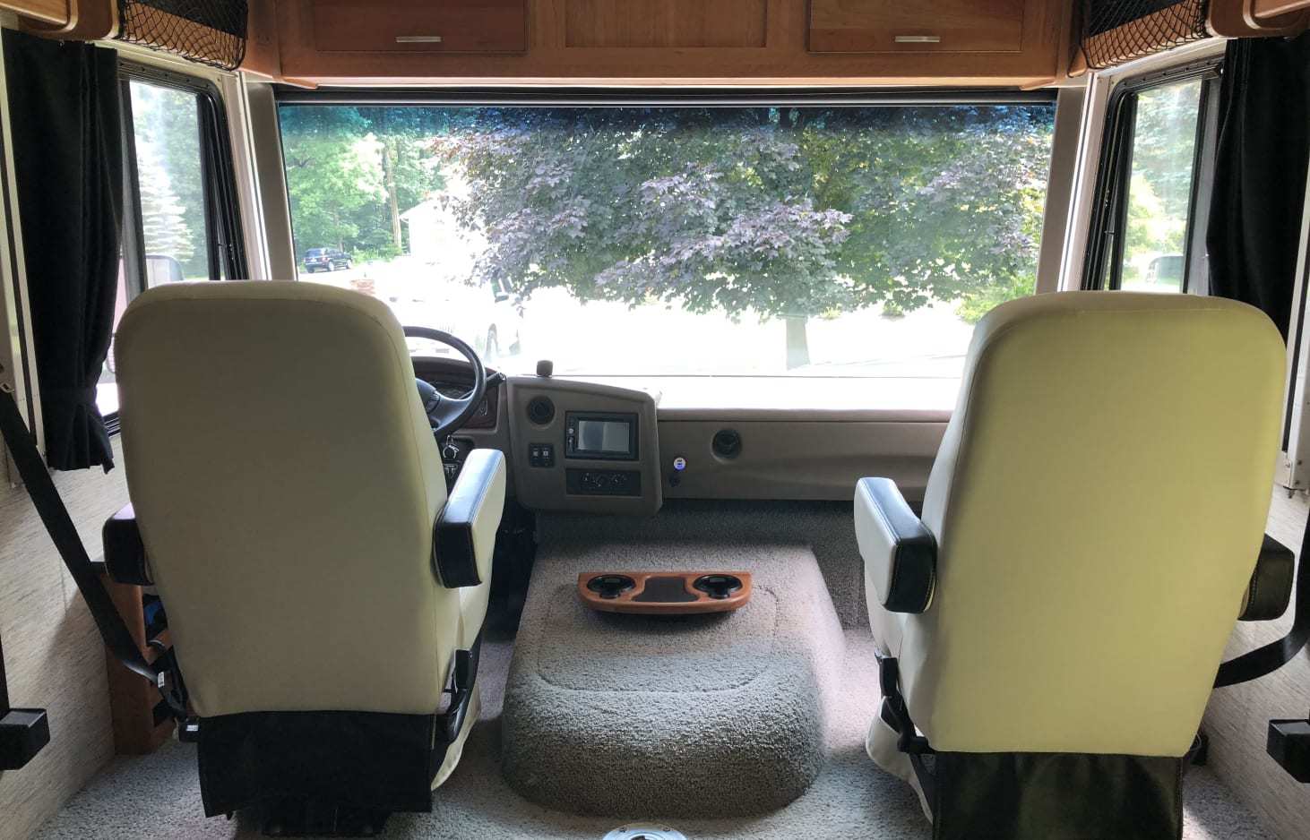 Photo 9 - 2018 Fleetwood Class C Motorhome rental photo 20