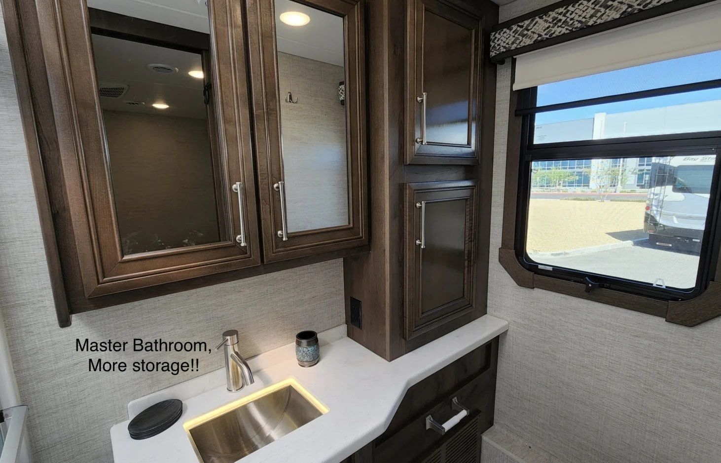 Photo 2 - 2022 Entegra Coach Class C Motorhome rental photo 4