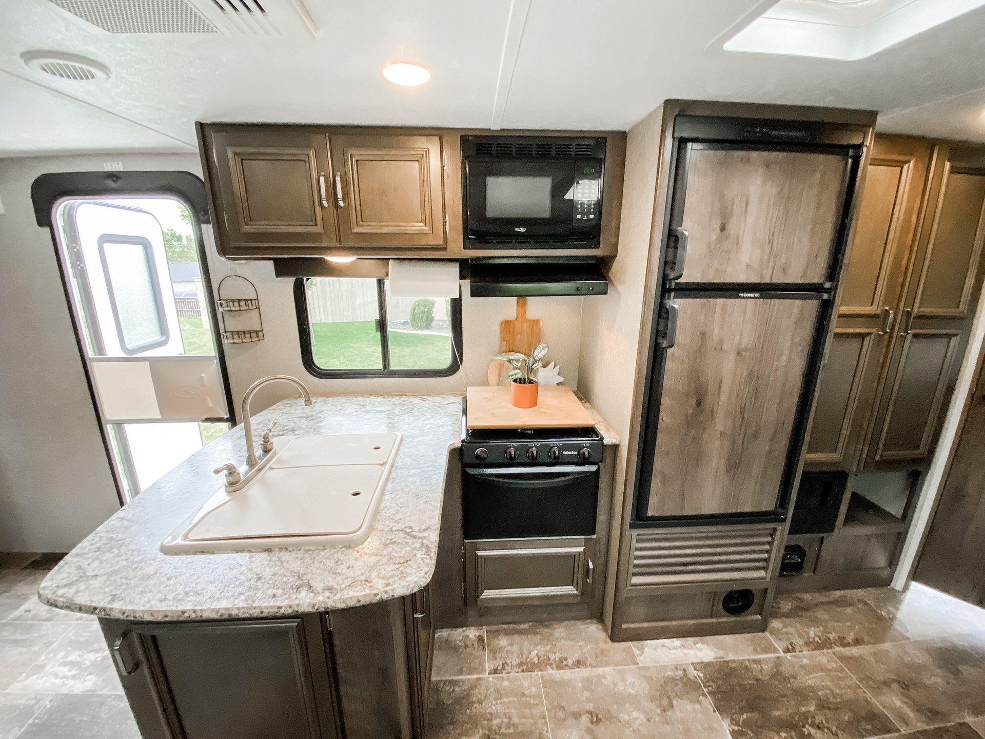 Photo 2 - 2019 Keystone Travel Trailer rental photo 16