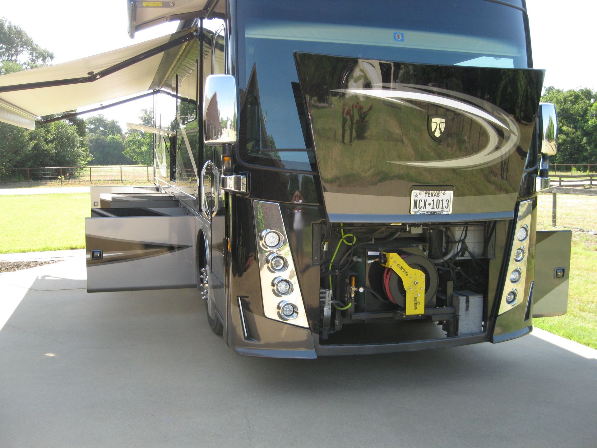 Photo 6 - 2020 Thor Class A Motorhome rental photo 12