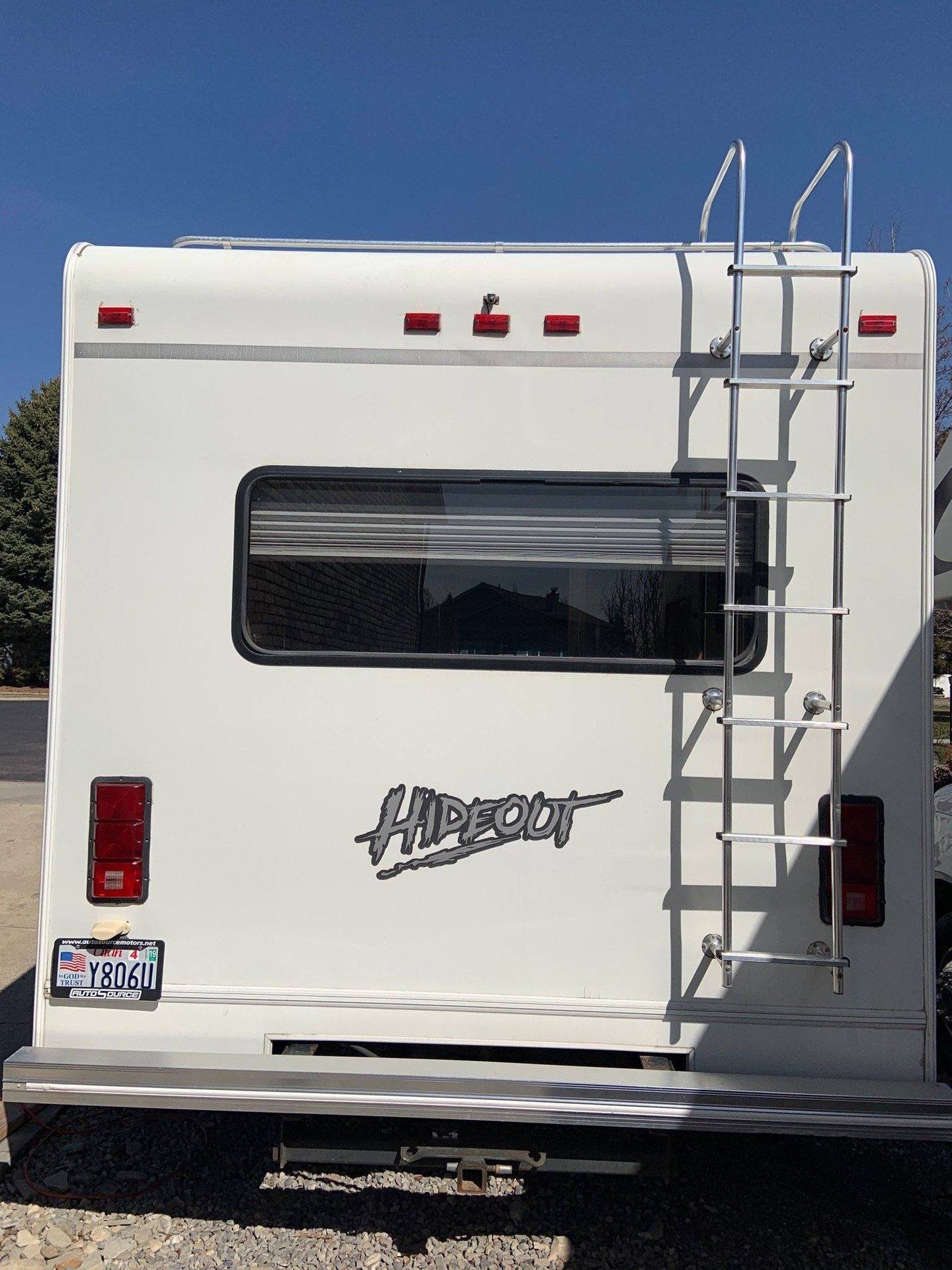 Photo 0 - 2005 Forest River Class C Motorhome rental photo 5