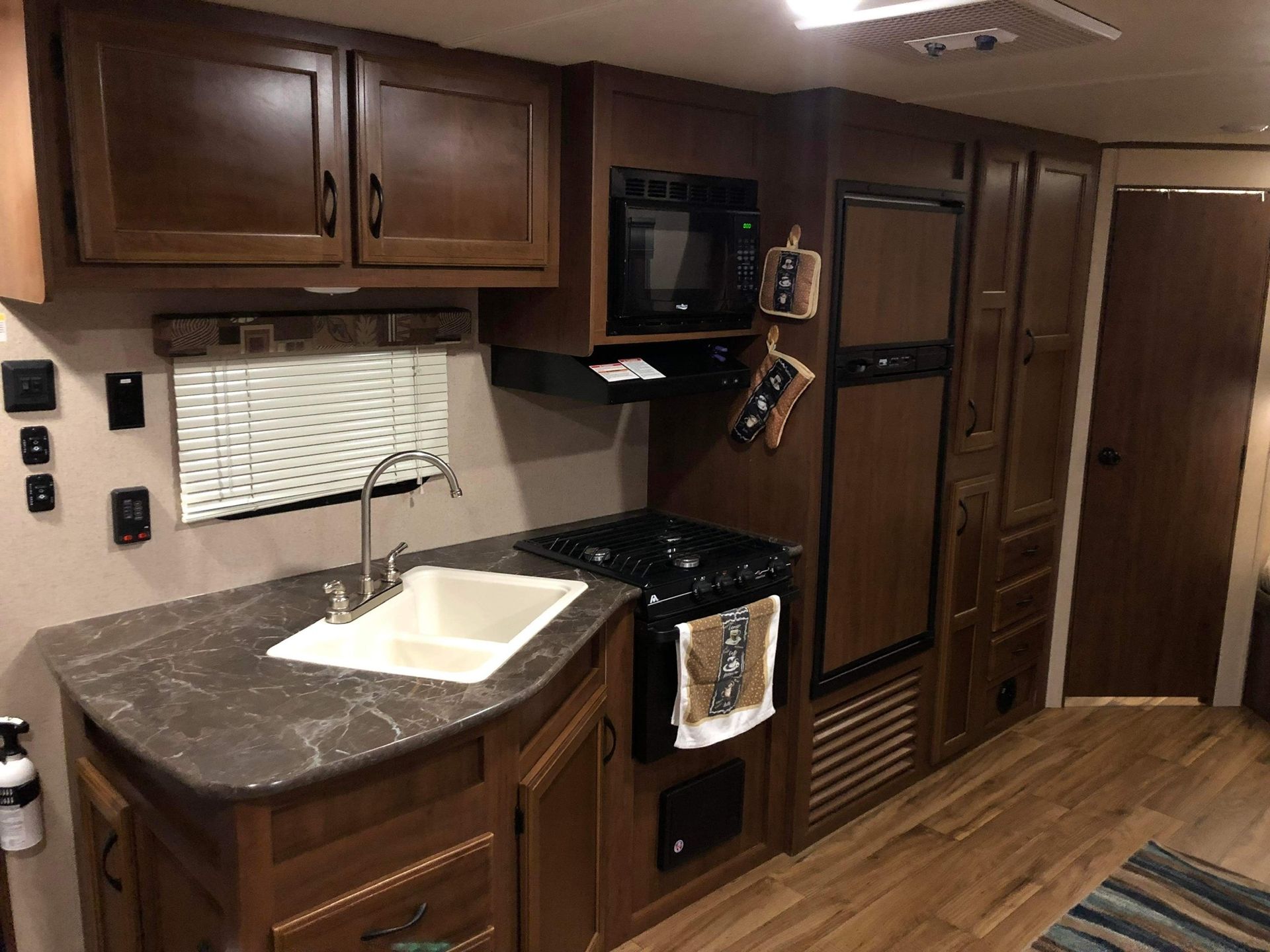 Photo 2 - 2016 Jayco Travel Trailer rental photo 4