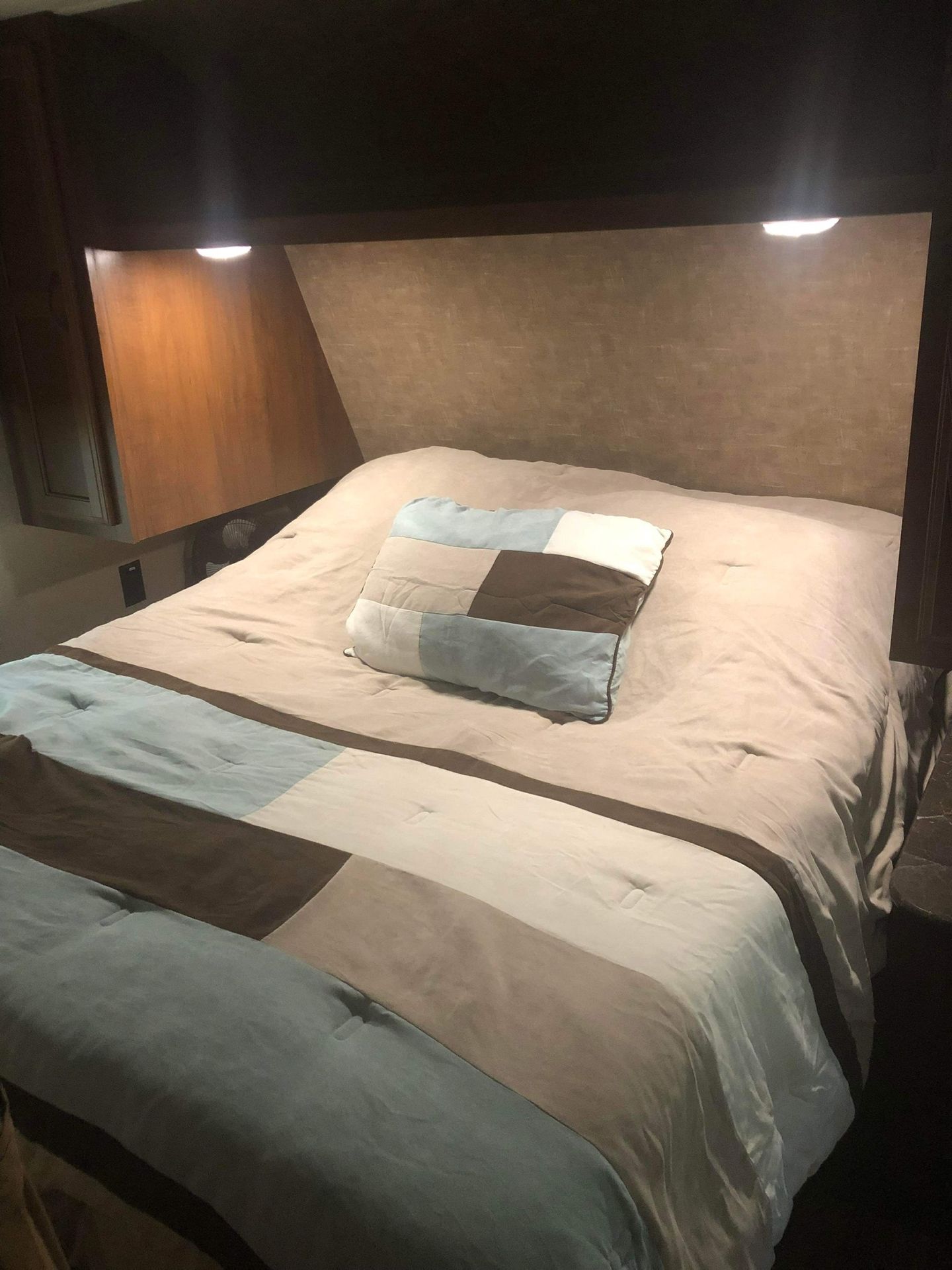Photo 3 - 2016 Jayco Travel Trailer rental photo 5