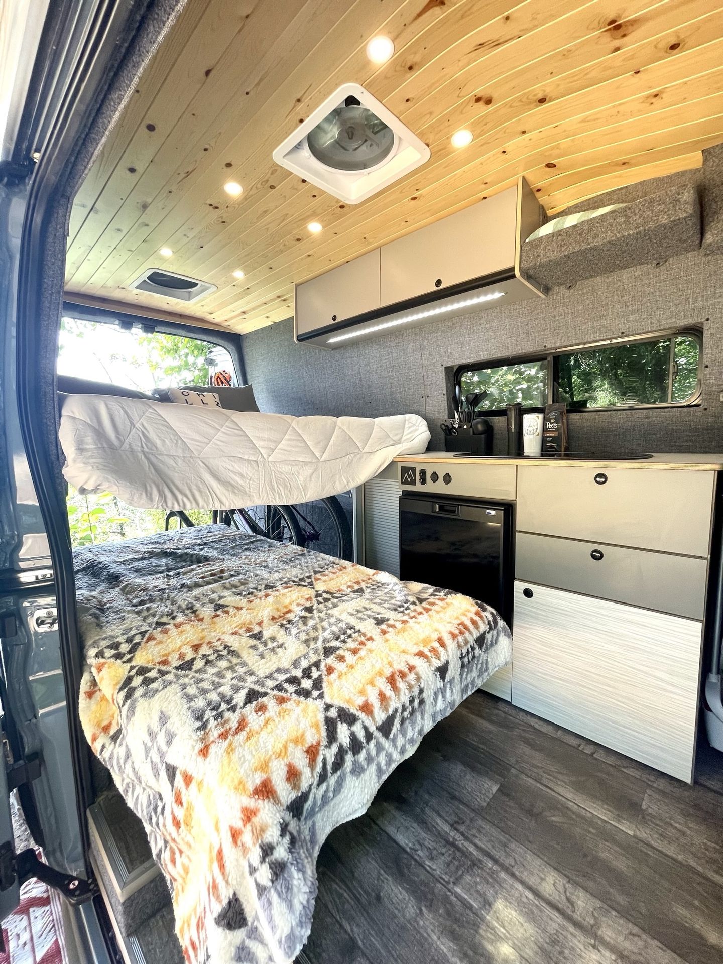 Photo 15 - 2020 Ford Class B Motorhome rental photo 14