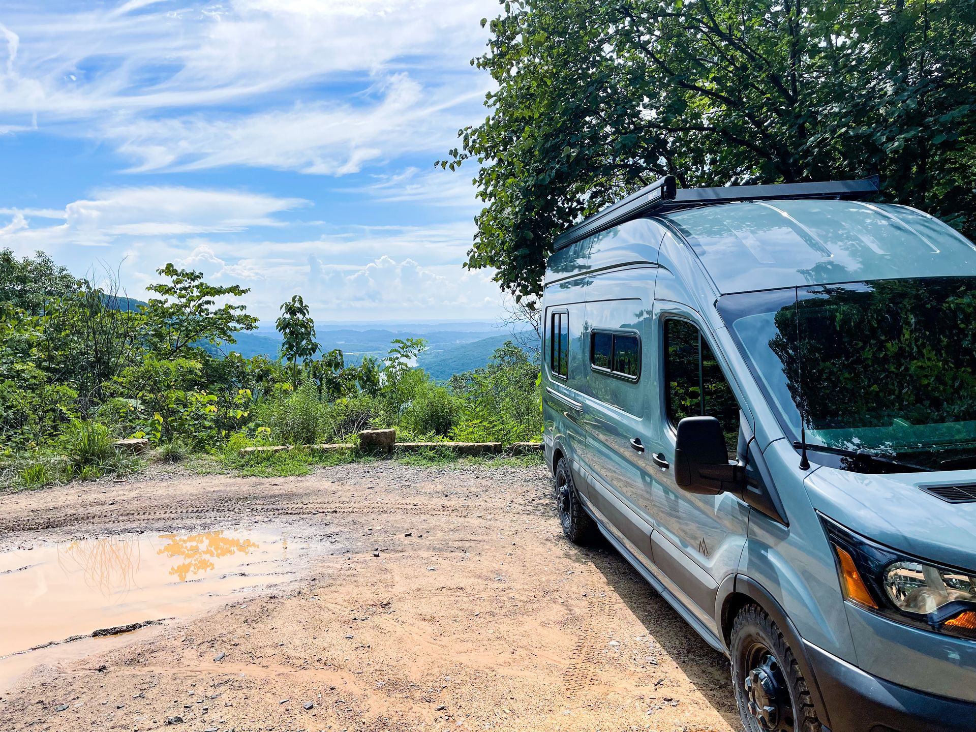 Photo 28 - 2020 Ford Class B Motorhome rental photo 26