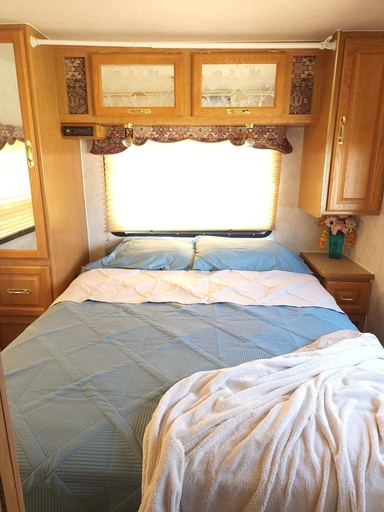 1998 Ford Senator Class C Motorhome for rent in Lehi, UT