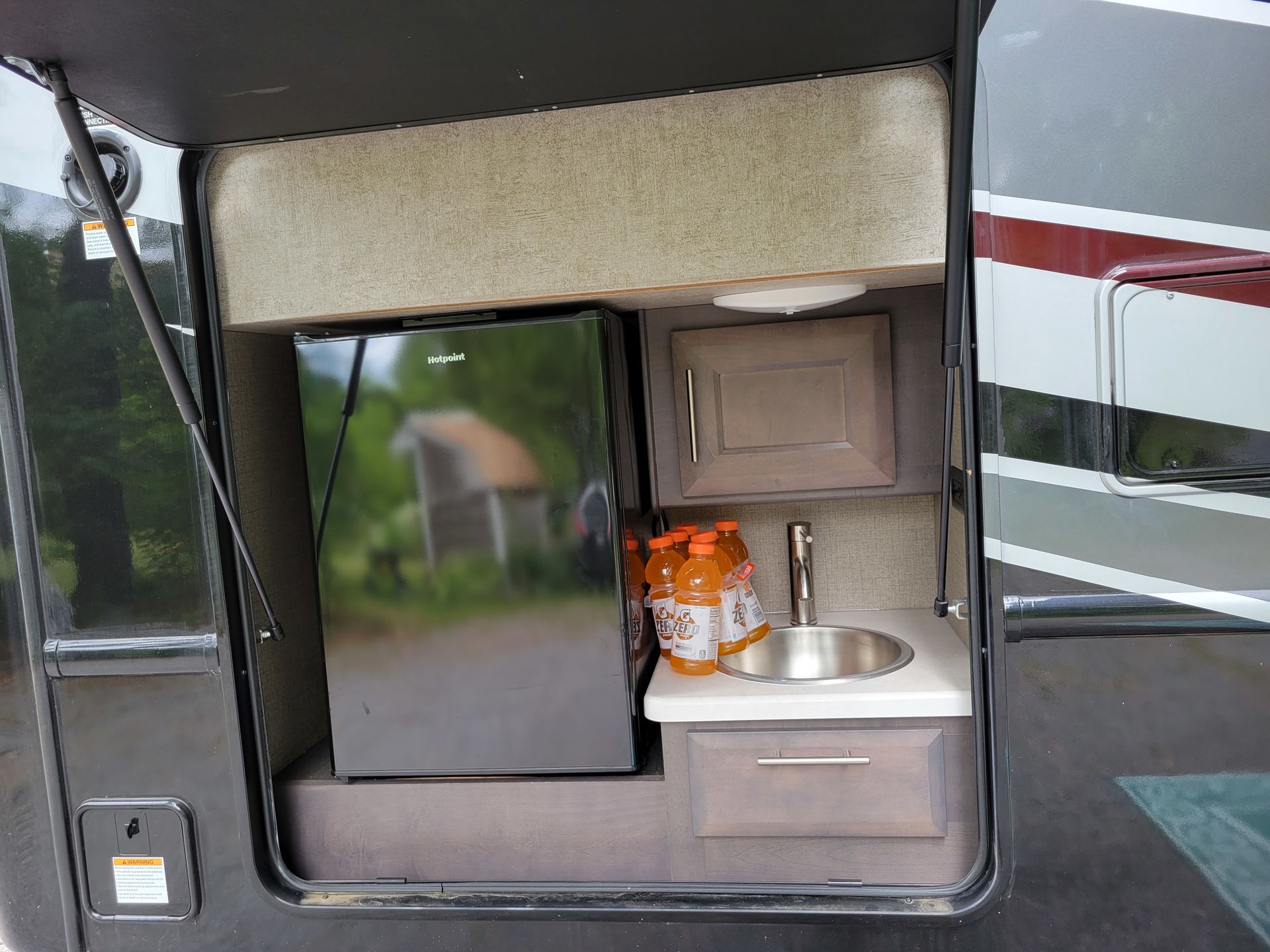 Photo 8 - 2022 Thor Class C Motorhome rental photo 10