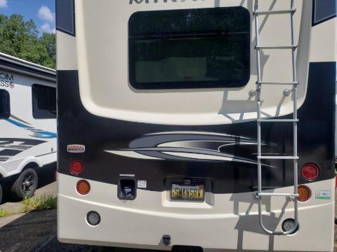 Photo 10 - 2021 Coach House Class A Motorhome rental photo 12