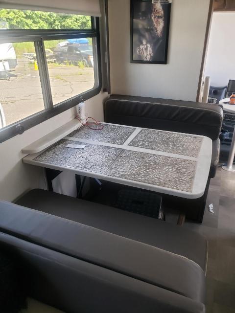 Photo 15 - 2021 Coach House Class A Motorhome rental photo 17
