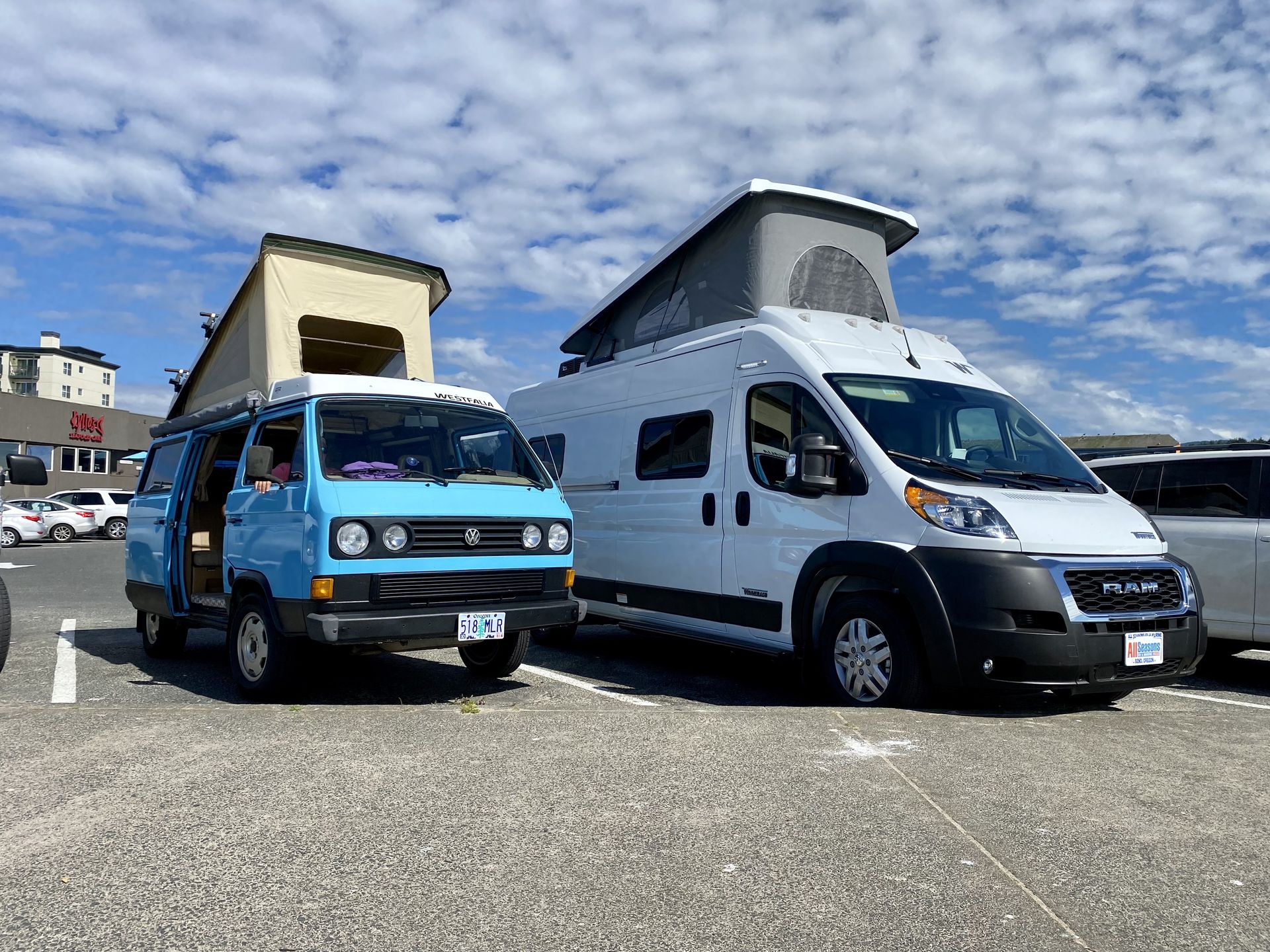 Photo 23 - 2023 Winnebago Class B Motorhome rental photo 25