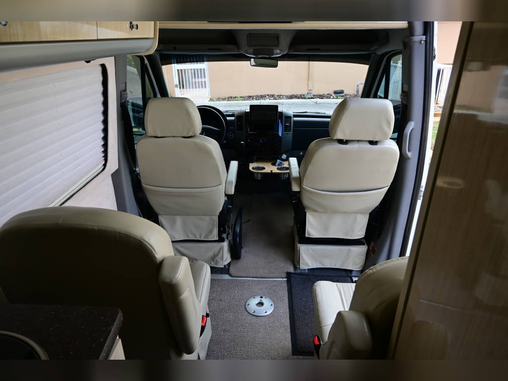 Photo 4 - 2021 Mercedes-Benz Class B Motorhome rental photo 11