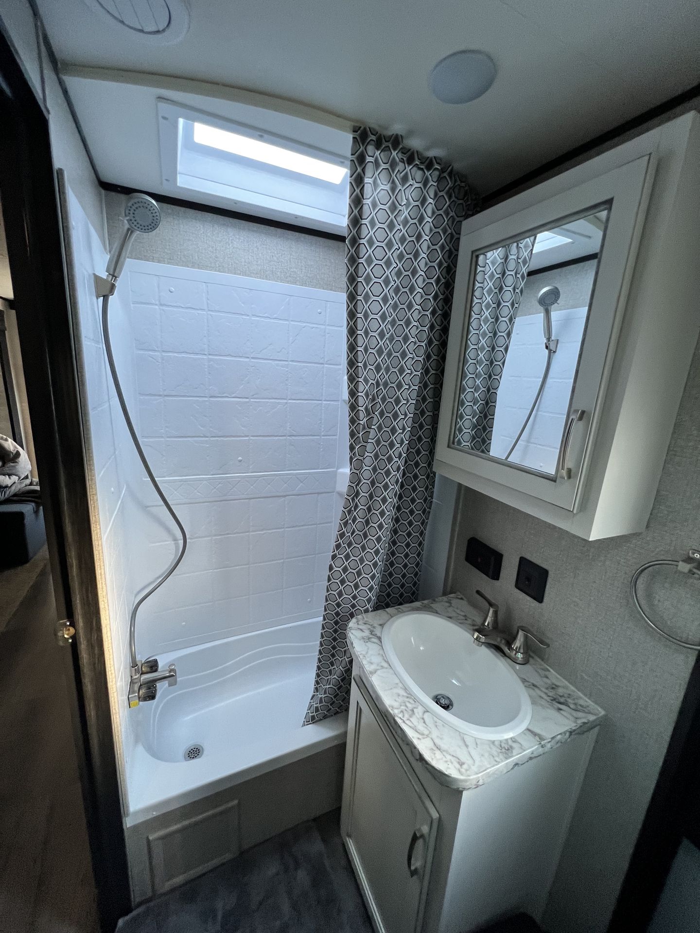 Photo 11 - 2021 Jayco Travel Trailer rental photo 13