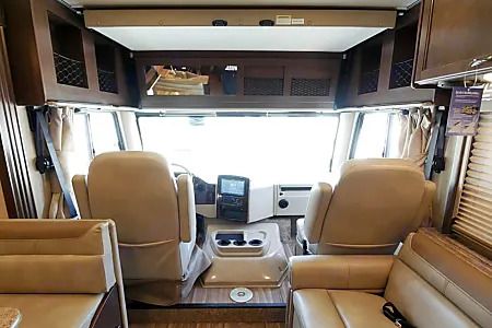 Photo 17 - 2019 Thor Motor Coach Class A Motorhome rental photo 19