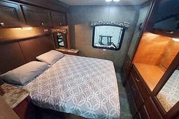 Photo 30 thumbnail 32